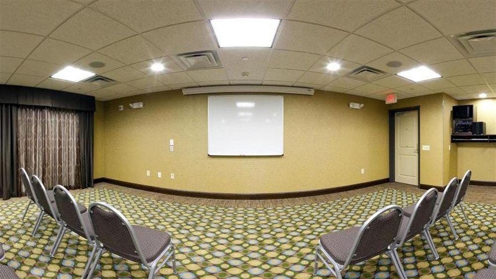 Holiday Inn Express And Suites Limerick - Pottstown By Ihg Exterior photo